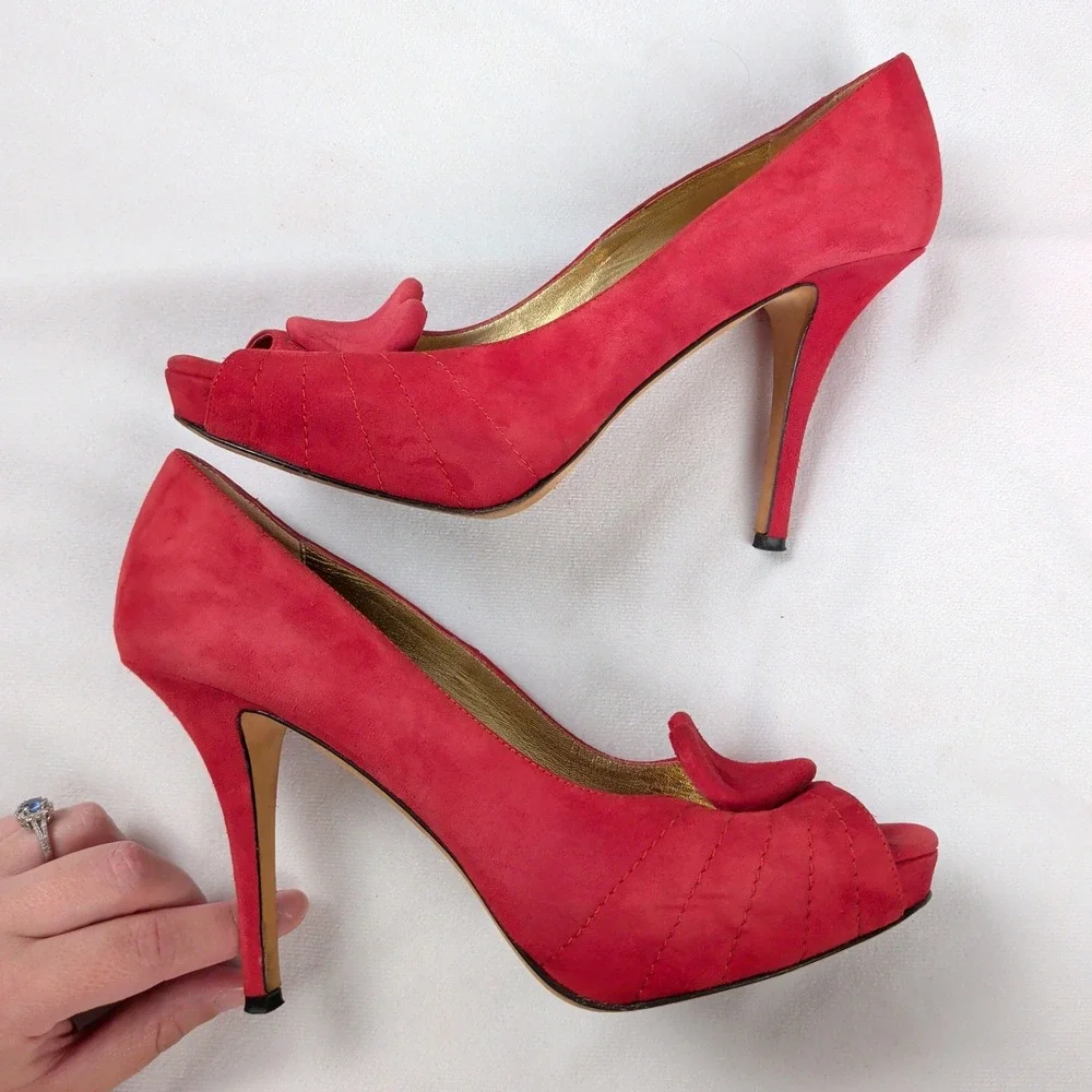 Kate Spade Red Suede Heart Peep Toe Platform Pumps Heels Made in Italy Romantic